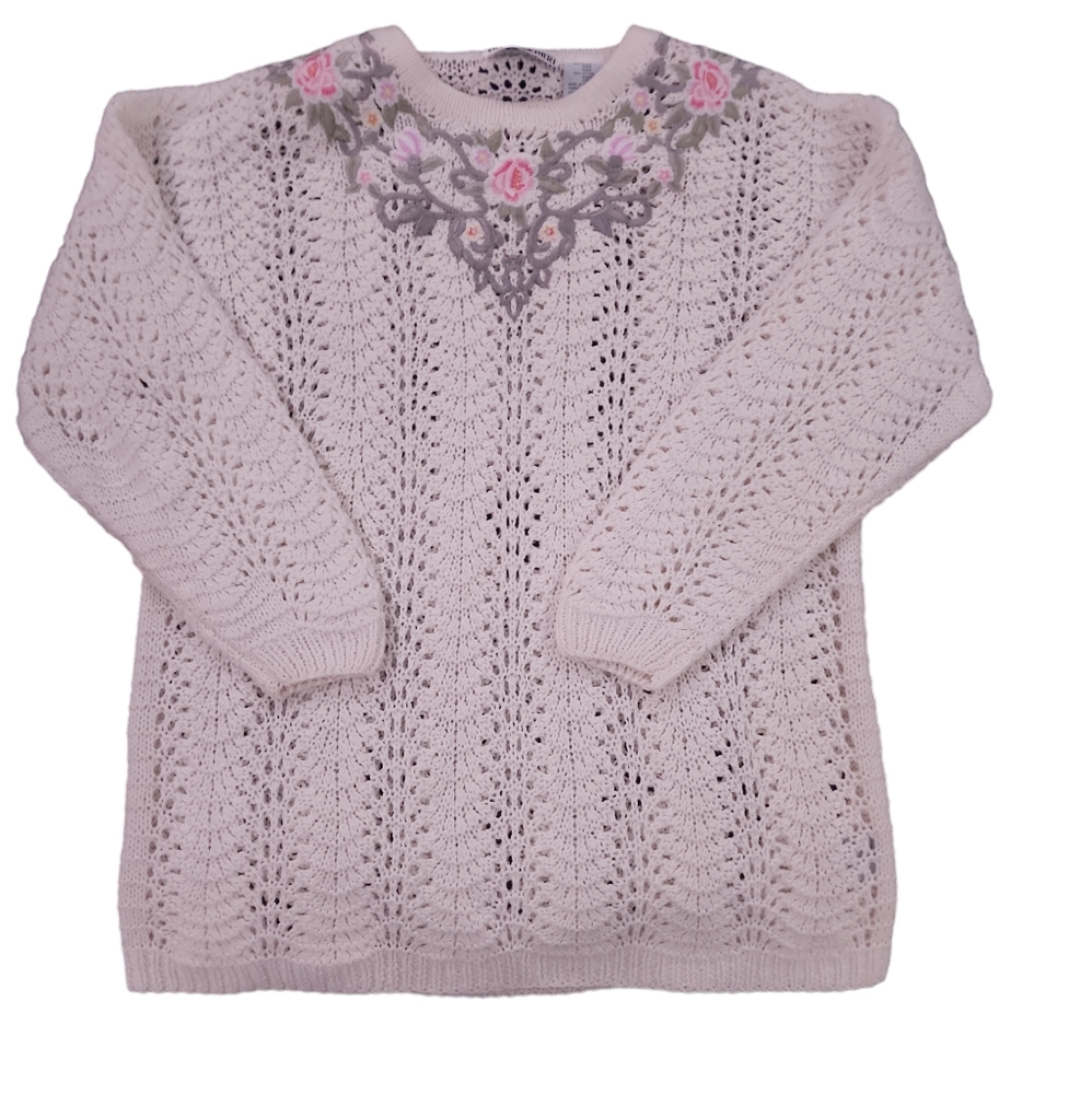 Vintage TOGETHER!  Color: off white, floral sweater Pre Owned Good‎ Condition